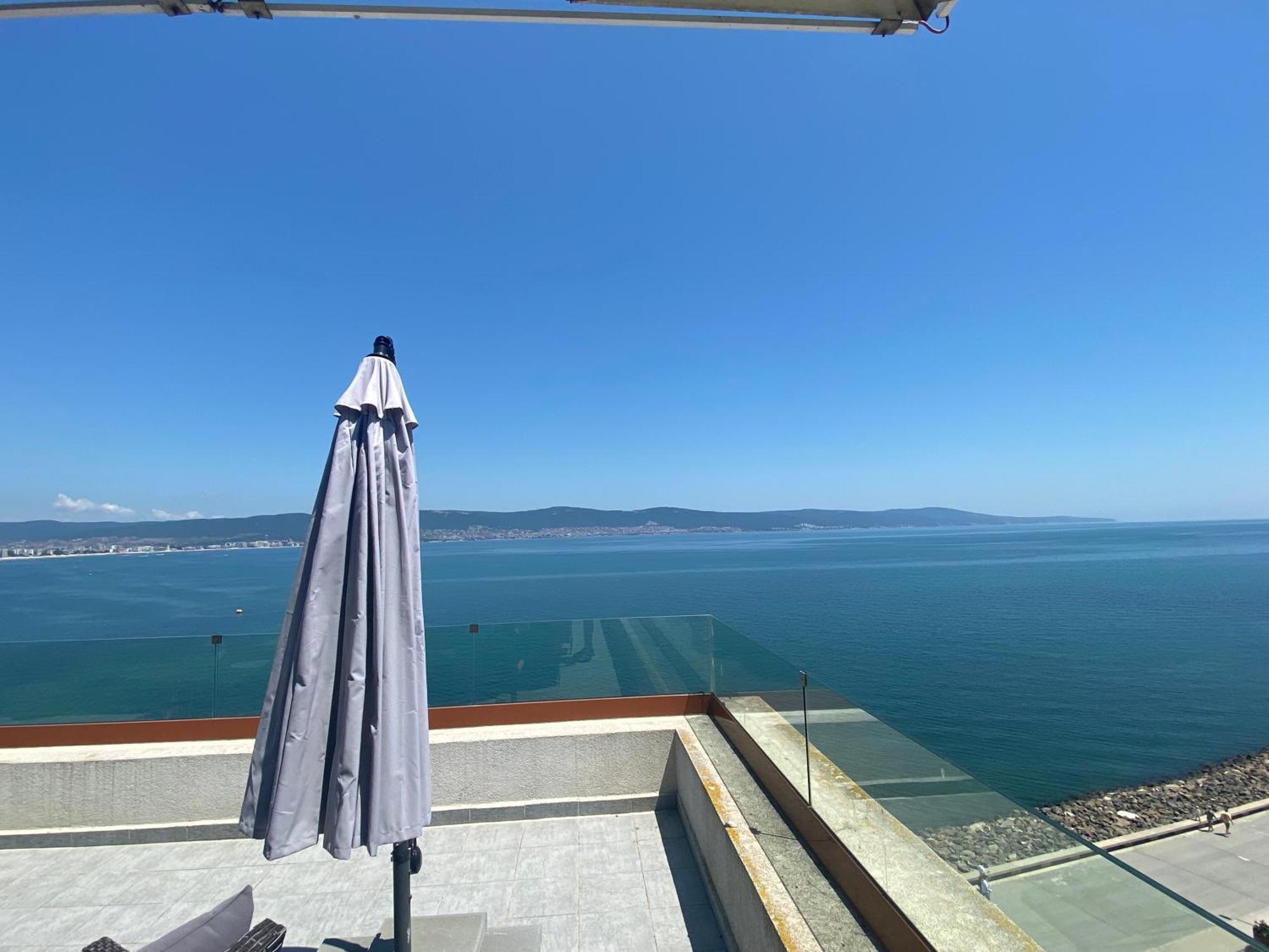 Paradiso 'В' 607 Large Luxury Apartment 네세부르 외부 사진